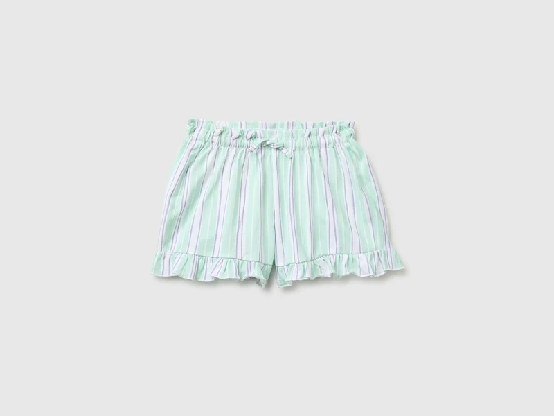 Shorts stampati con rouches