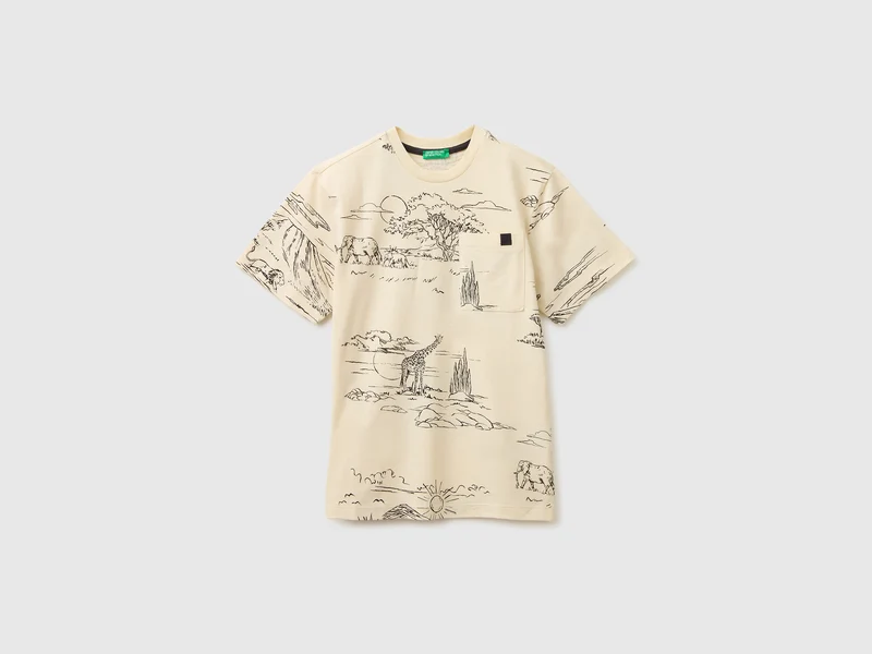 T-shirt stampata con taschino