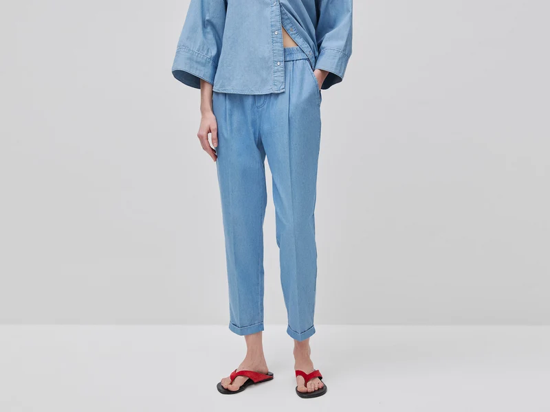 Chino in chambray con elastico