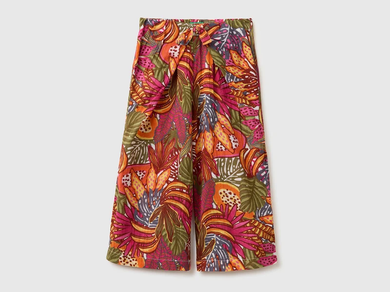 Pantaloni a 3/4 con nodo
