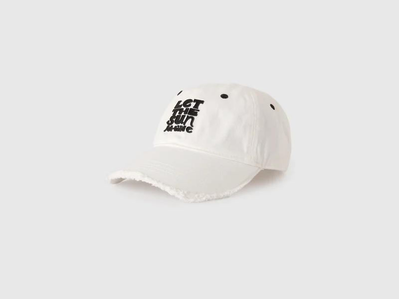 Cappello baseball con applicazione 3D