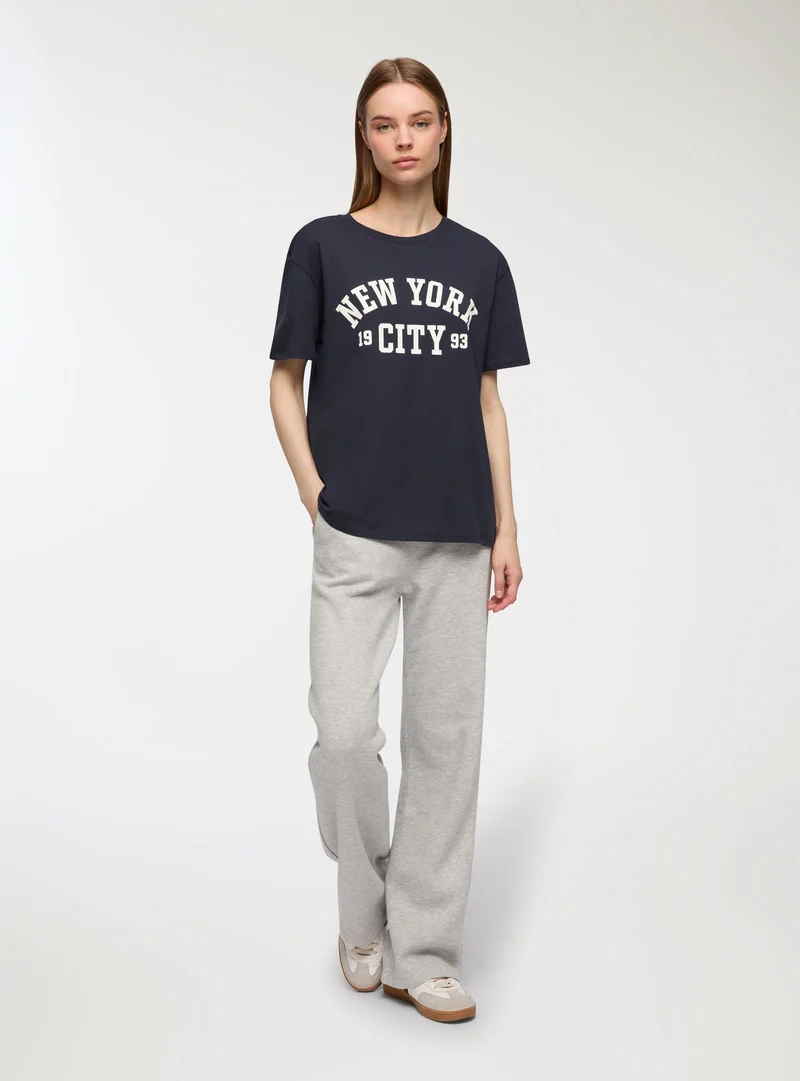 T-shirt ampia stampa college