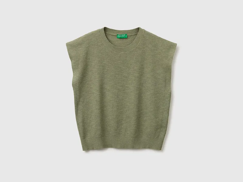 Maglia smanicata in misto lino