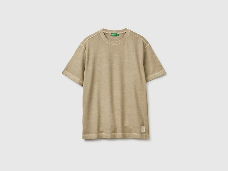 T-shirt con tintura a pigmento