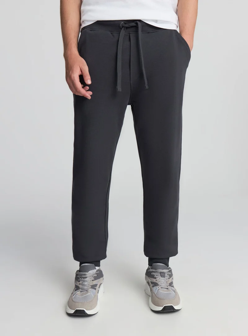 Pantaloni tuta leggeri con coulisse