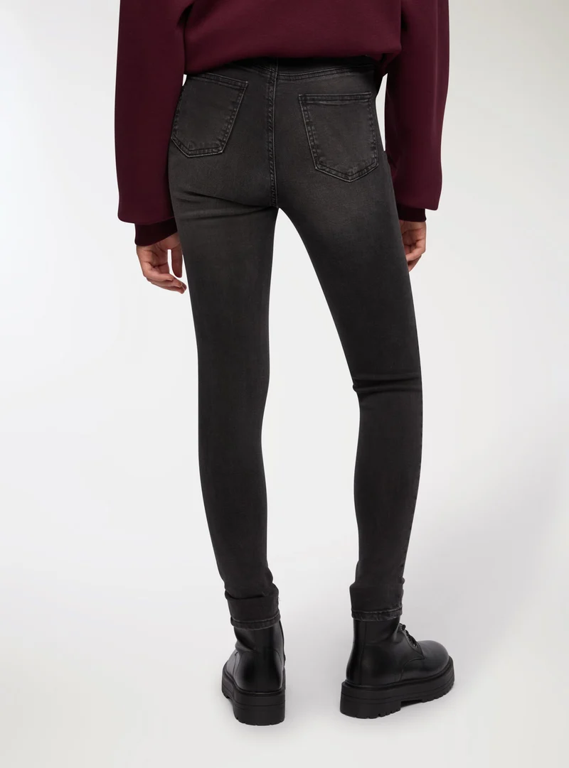 Jeans skinny a vita alta