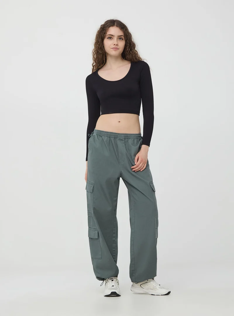T-shirt crop a costine seamless