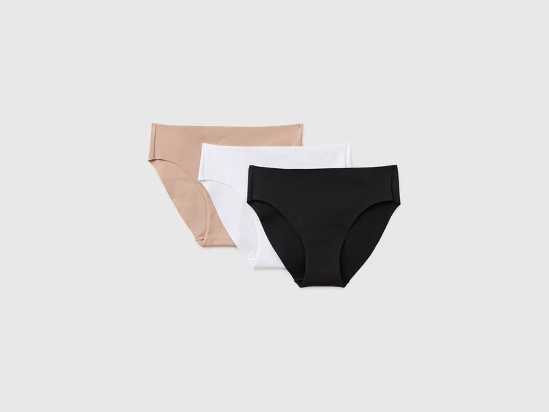 Tre slip invisibili in cotone super stretch