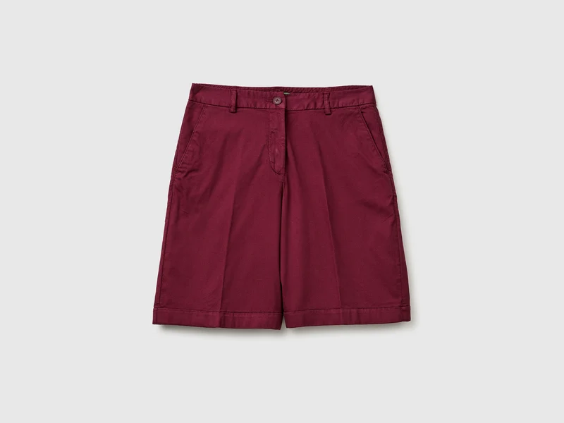 Bermuda con risvolto regular fit