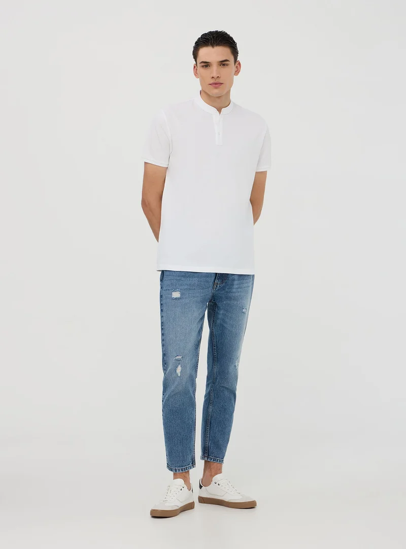 T-shirt serafino in piquet con collo coreana