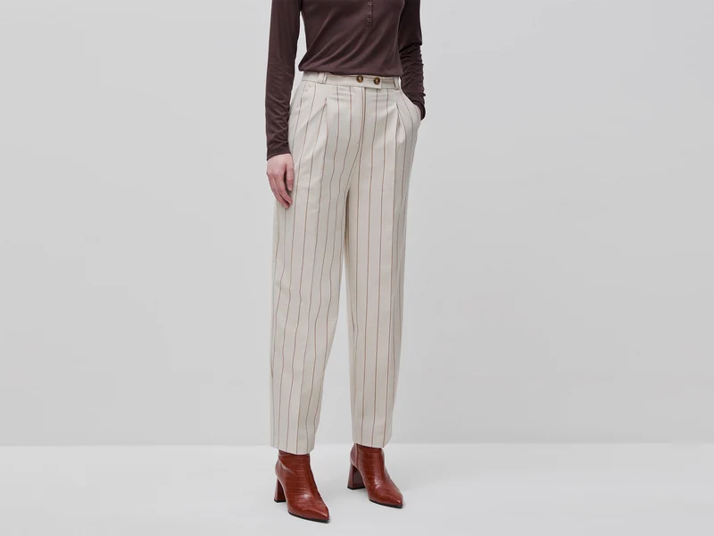 Pantaloni gessati carrot fit