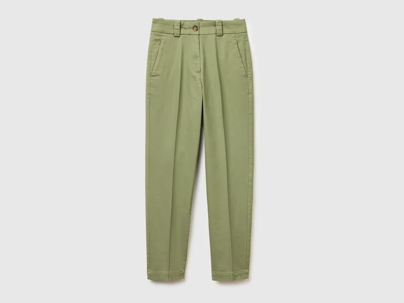 Pantaloni slim fit