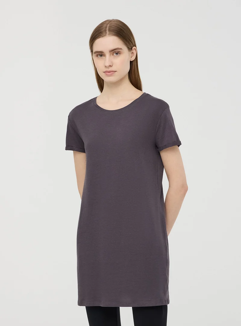 T-shirt maxi a tinta unita