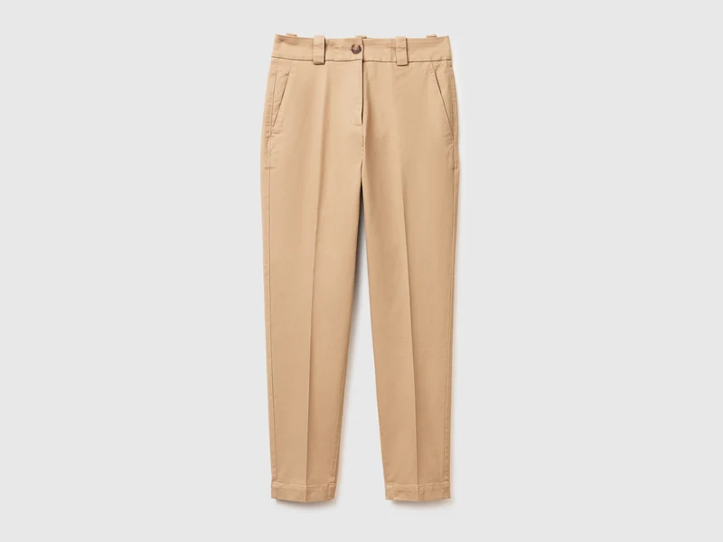 Pantaloni slim fit