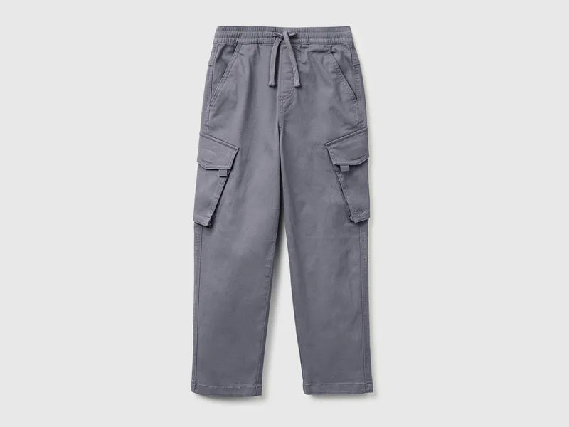Pantaloni cargo in cotone stretch