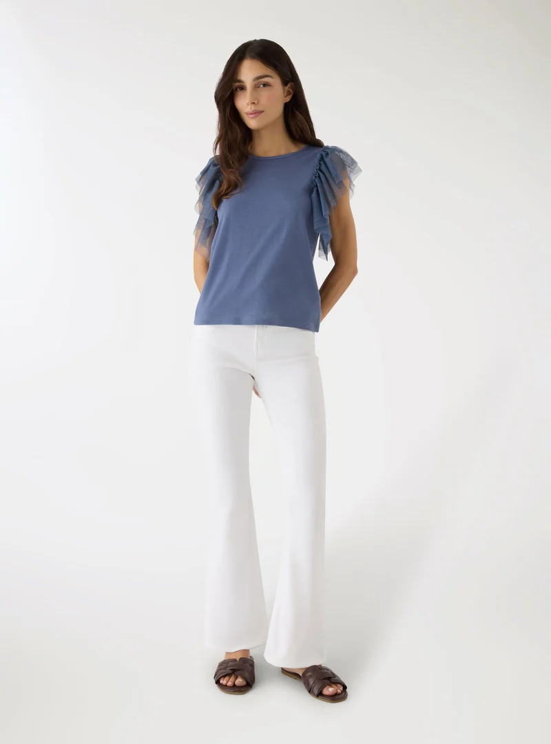 T-shirt con maniche a balze in tulle