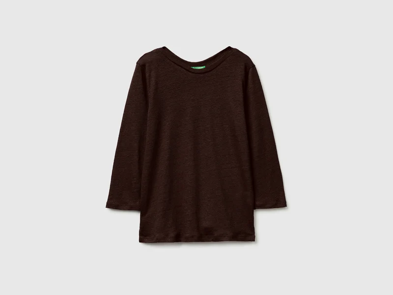 T-shirt scollo a barchetta in puro lino