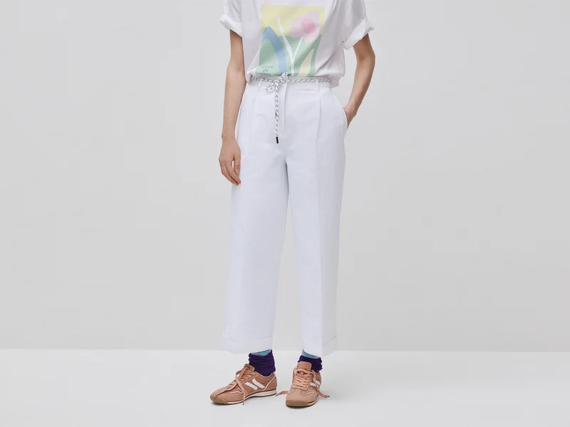 Pantaloni con cordoncino