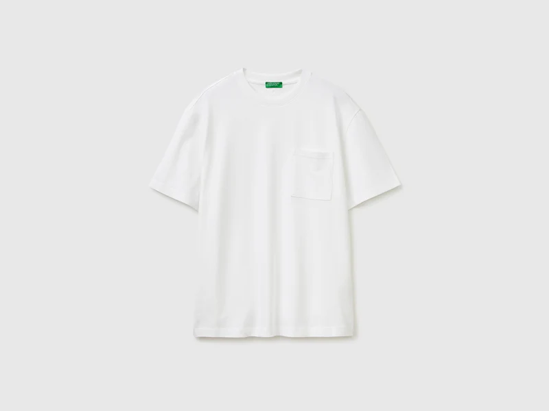 T-shirt con taschino
