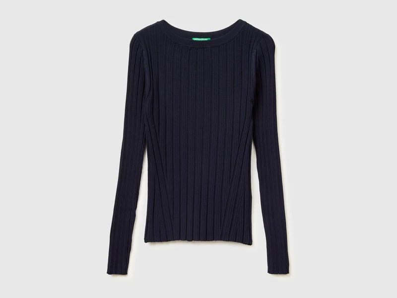Maglia aderente a costine