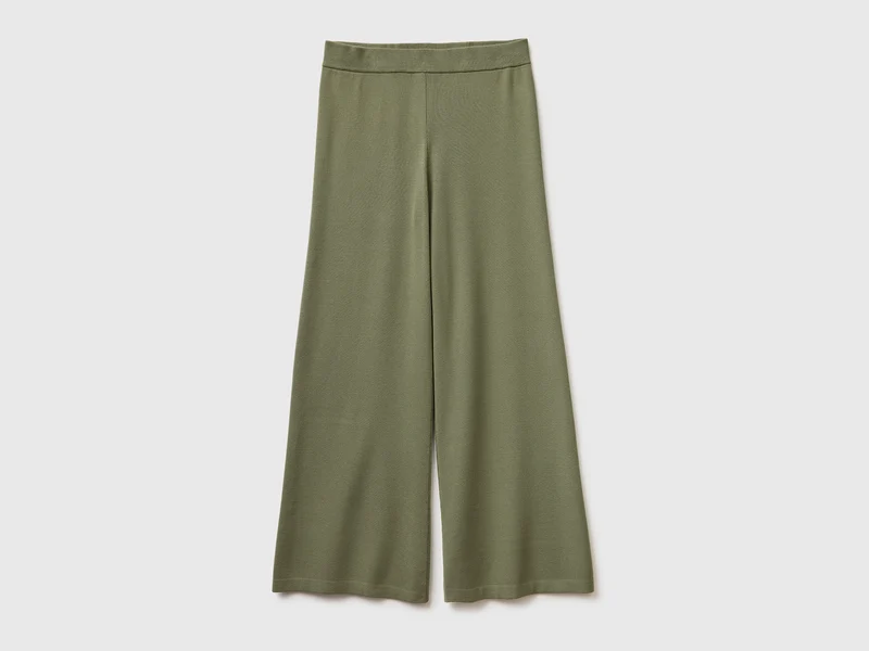 Pantaloni ampi in maglia