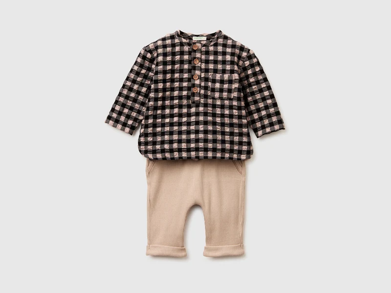 Set camicia a quadri e pantaloni