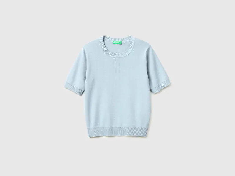 Maglia azzurra a manica corta