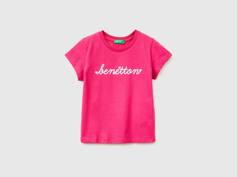 T-shirt con stampa glitter