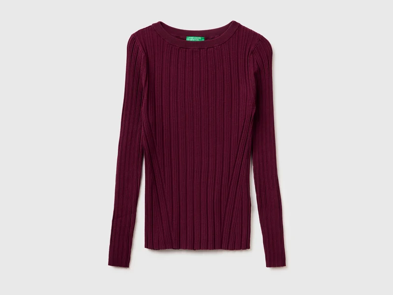 Maglia aderente a costine