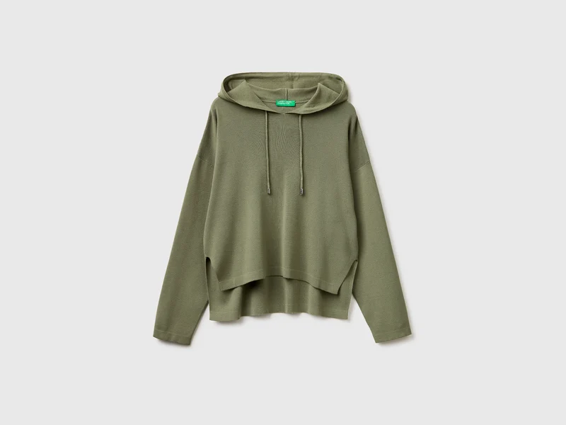 Maglia over fit con cappuccio