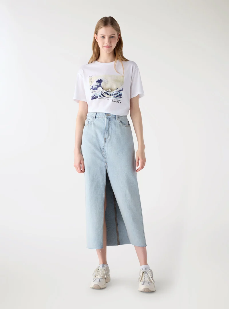 T-shirt ampia con stampa arte