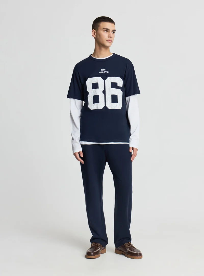 T-shirt relaxed con stampa 86