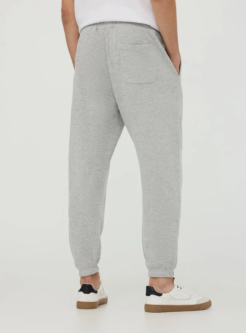 Pantaloni jogger con coulisse