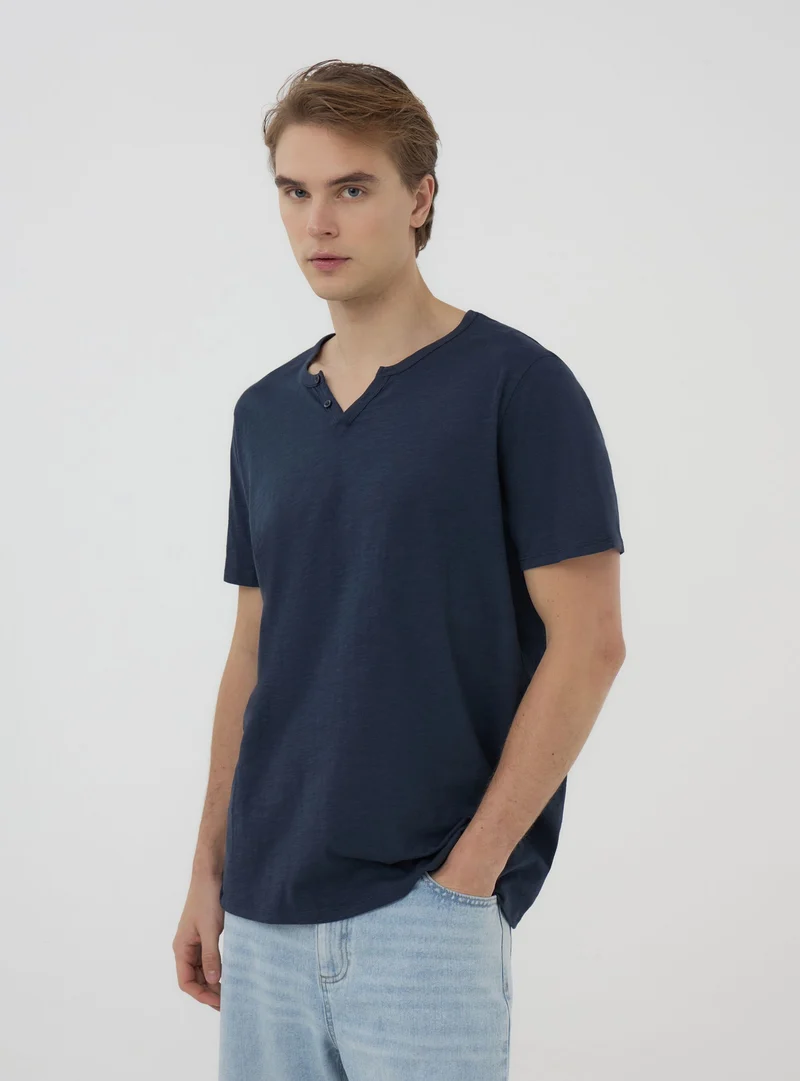 T-shirt serafino tessuto fiammato