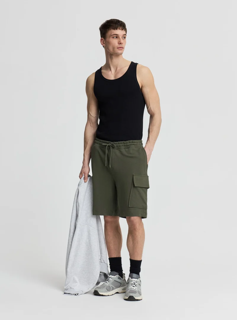 Bermuda con tasche cargo