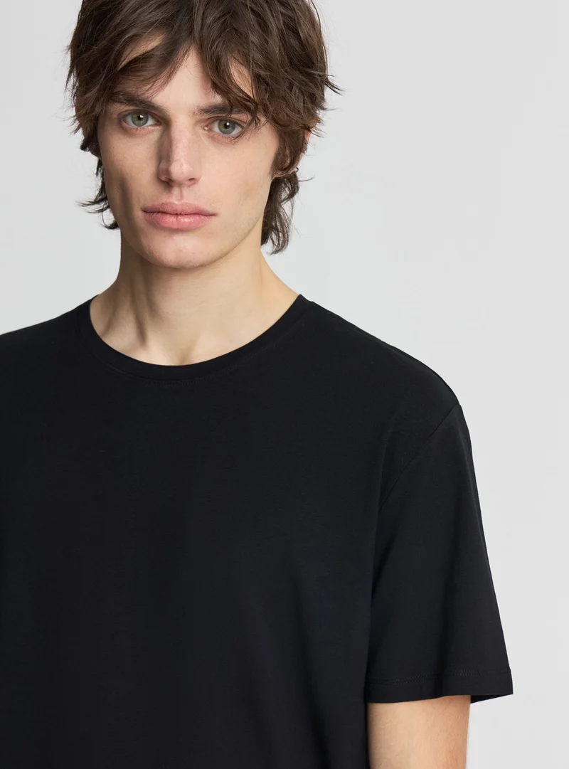 T-shirt slim fit a tinta unita