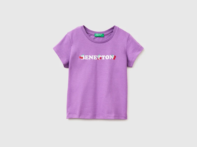 T-shirt con stampa glitter