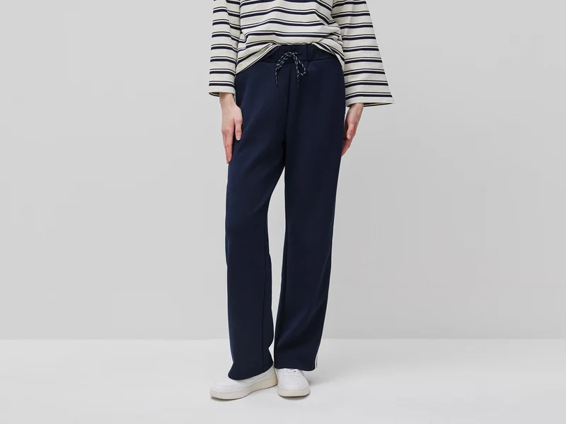 Pantaloni con bande laterali rigate