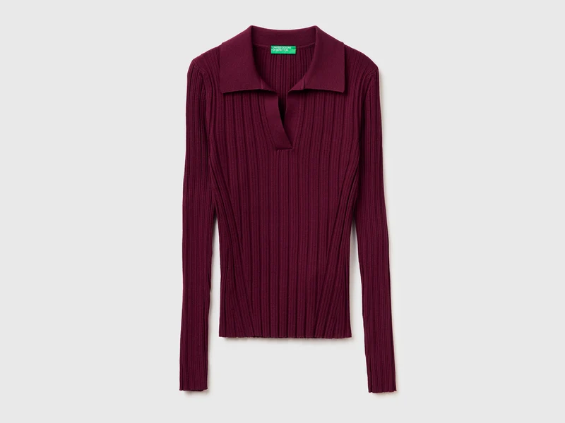 Maglia a costine con colletto polo