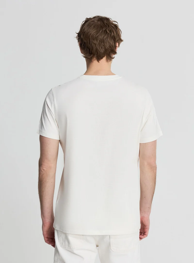 T-shirt con stampa 3D