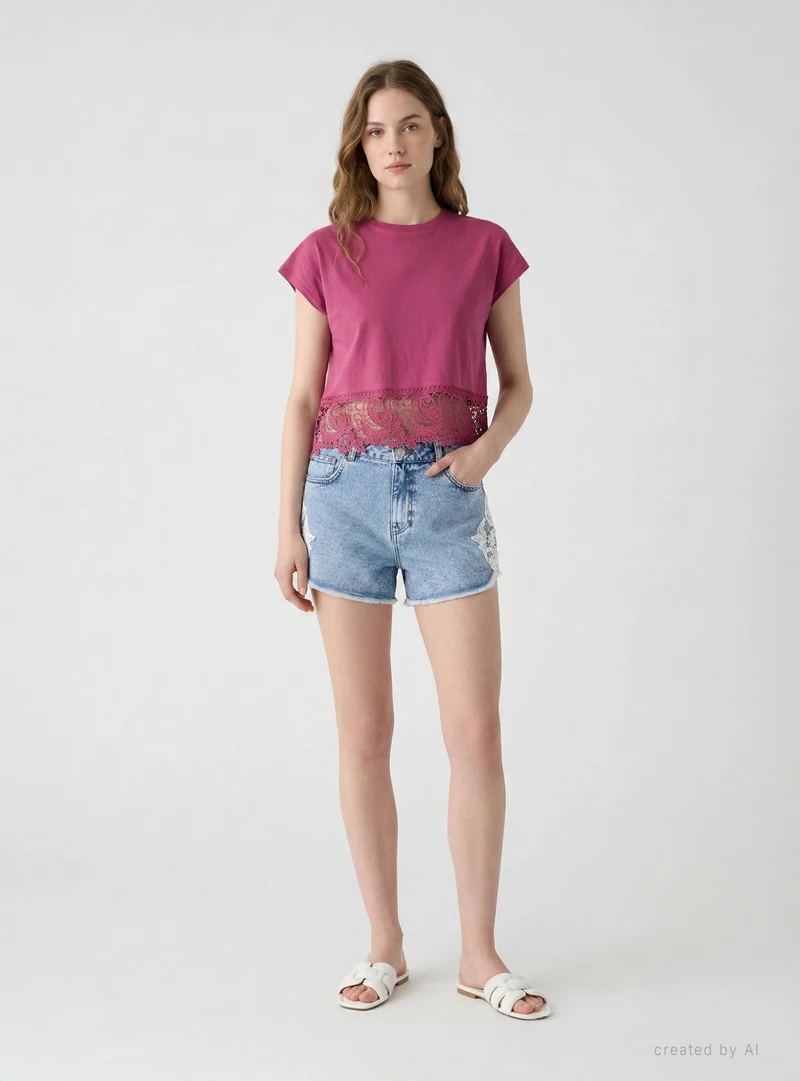 Shorts jeans con inserti macramè