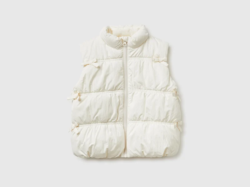 Gilet imbottito con fiocchi