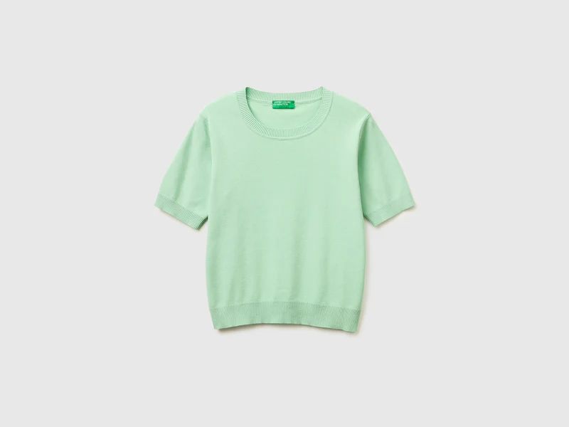 Maglia verde salvia a manica corta