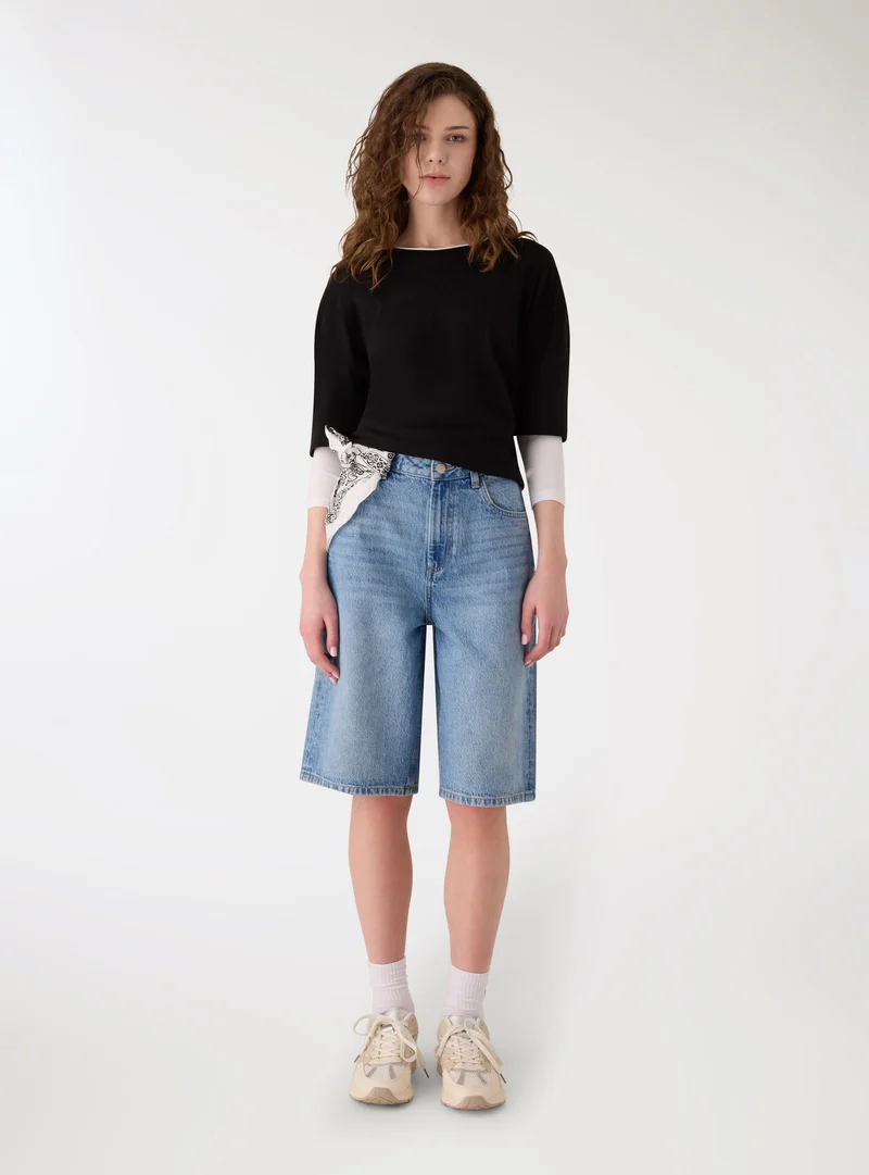 T-shirt effetto doppio strato