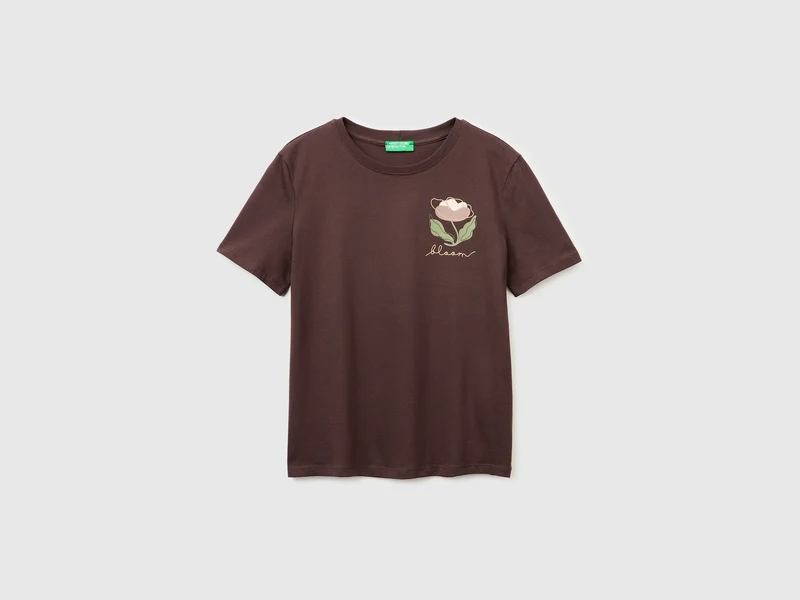 T-shirt con stampa fiori