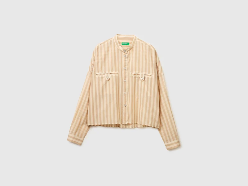 Camicia a righe con collo alla coreana