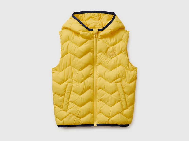 Gilet imbottito con cappuccio