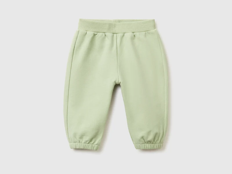 Pantaloni con ricamo dietro
