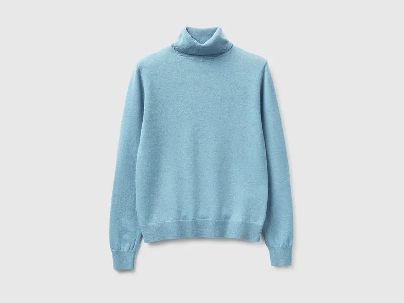 Maglione dolcevita celeste in pura lana Merino