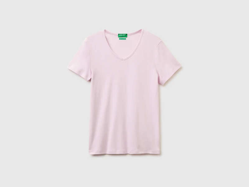 T-shirt slim fit con scollo a V
